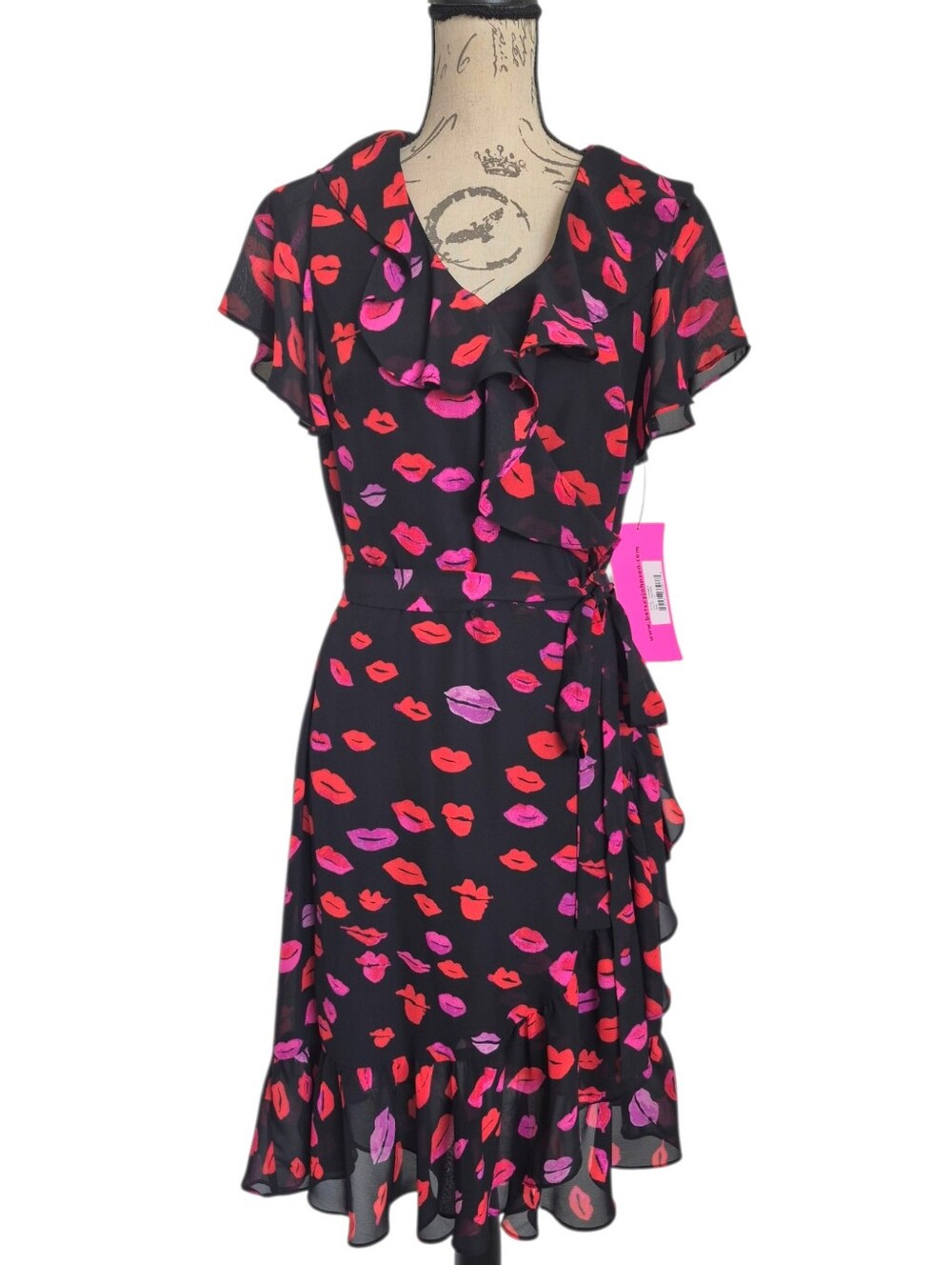 Betsey Johnson Red Kiss Lip Print Wrap Dress Size 12 Ruffle Cocktail party NWT